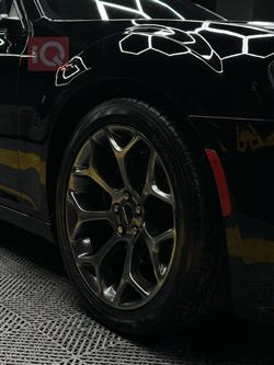 کرایسلەر 300